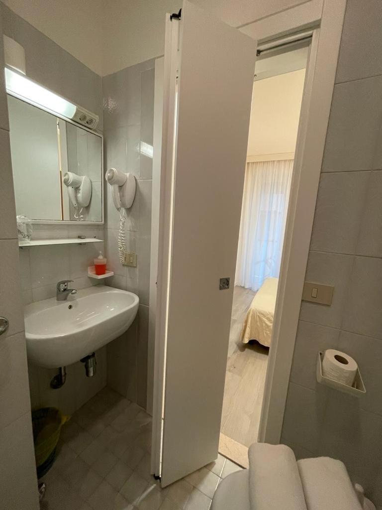 Hotel & Aparthotel Carinthia S Lido di Jesolo Dış mekan fotoğraf