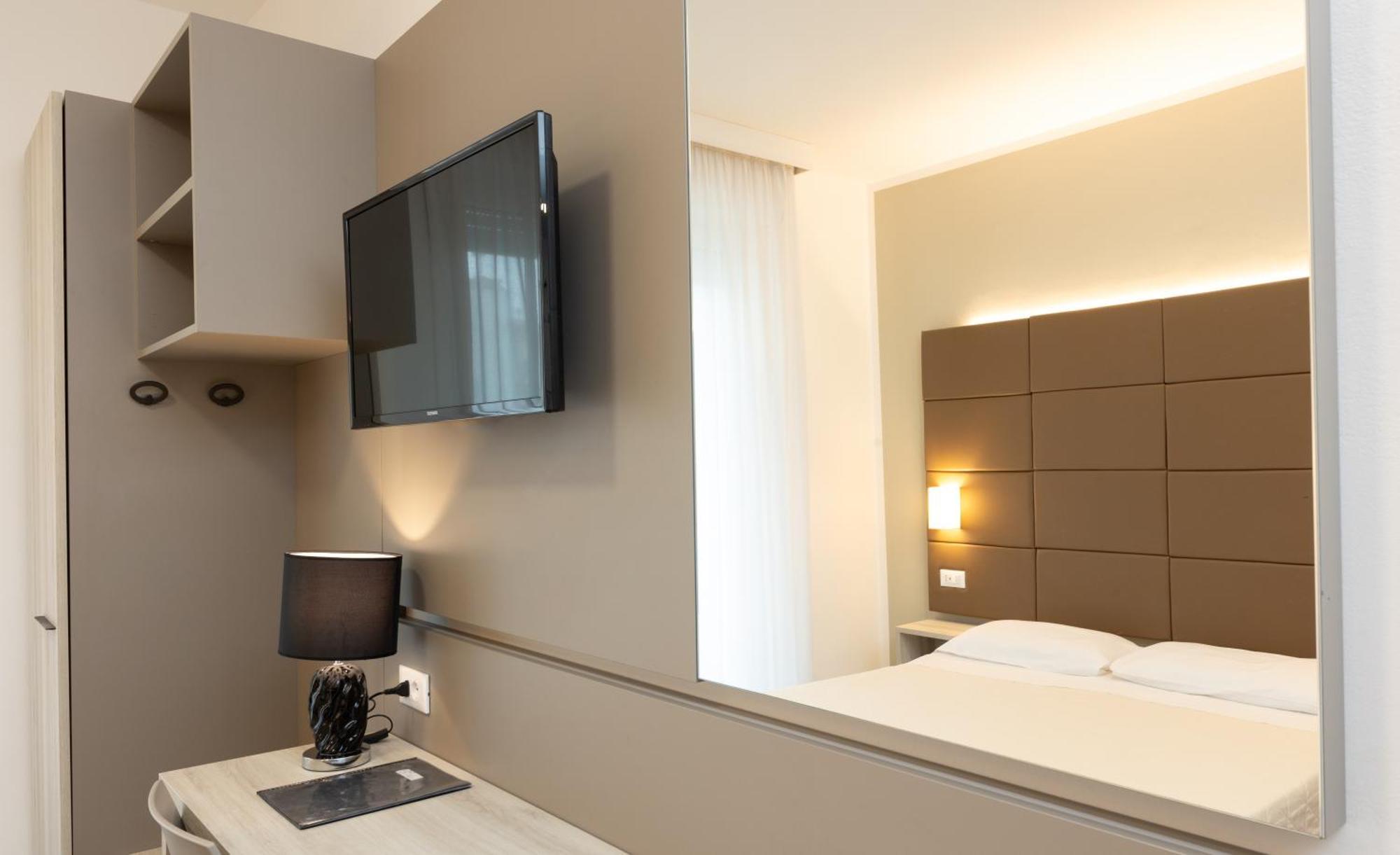 Hotel & Aparthotel Carinthia S Lido di Jesolo Dış mekan fotoğraf